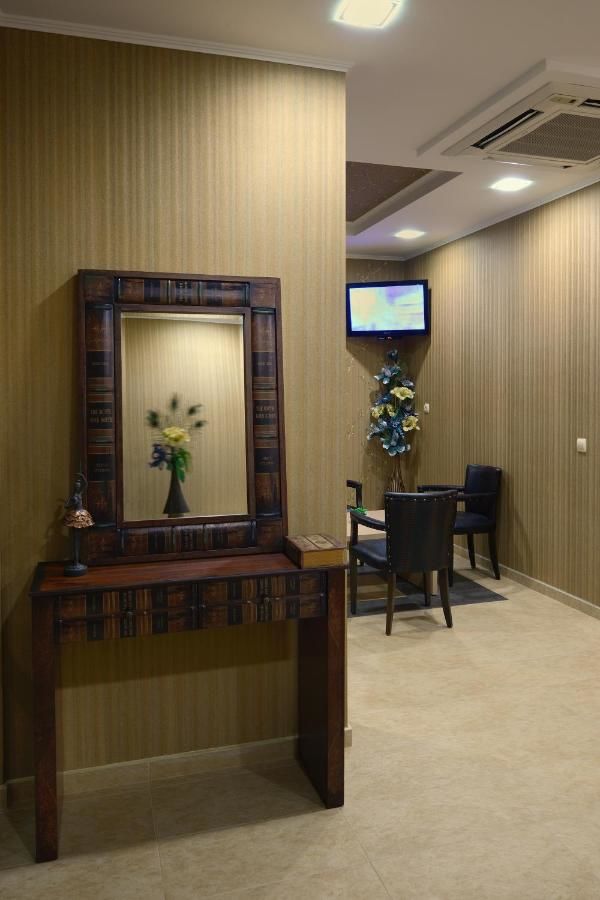 Отель Kamilite Family Hotel Хисаря-15